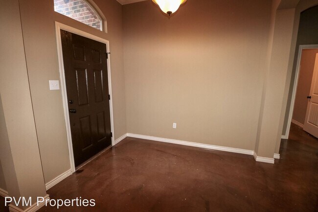 Building Photo - 3 br, 2 bath House - 3021 Silver Saddle