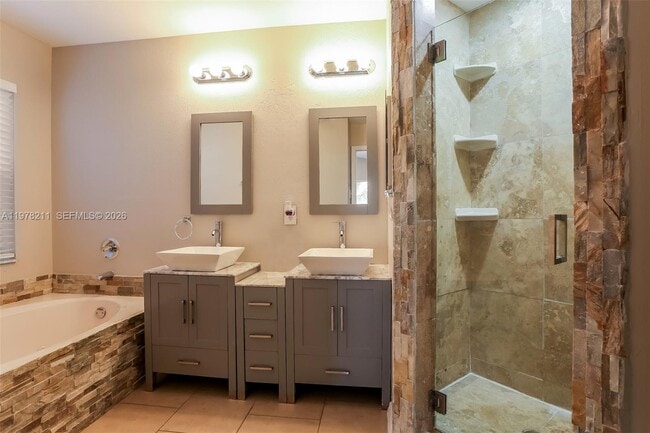 Building Photo - 10837 NW 46th Dr