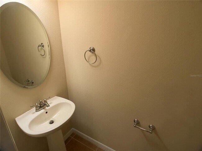 Building Photo - 8709 Spruce Hills Ct