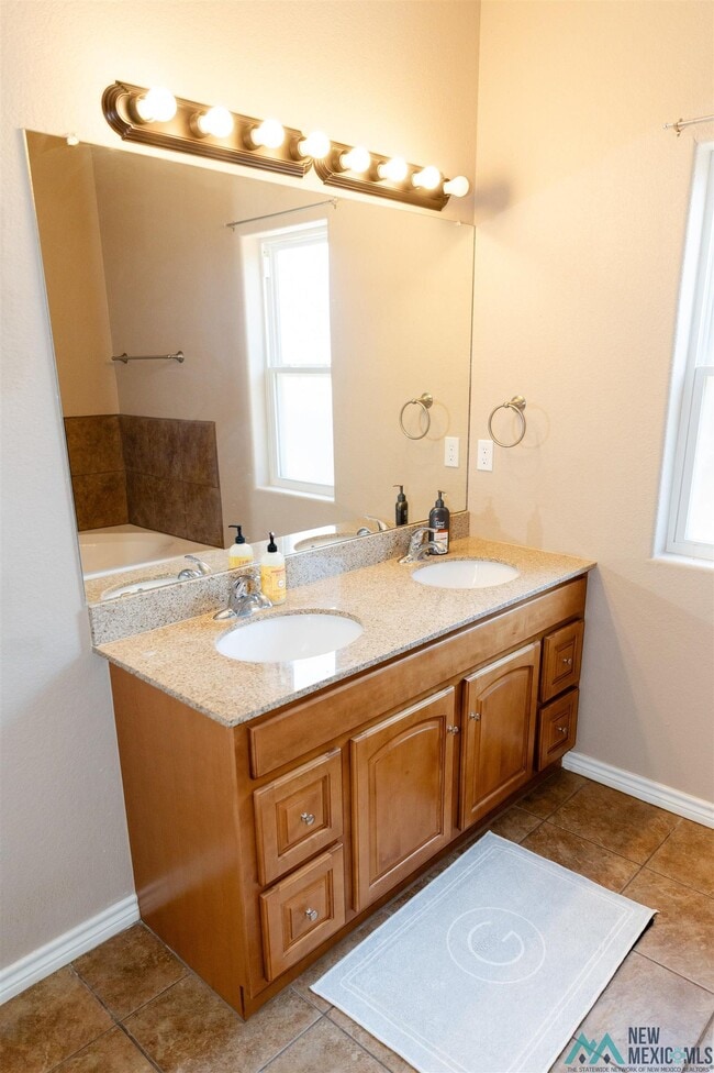 Building Photo - 3008 Fred Daugherty Dr