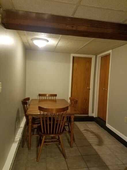 Dining - 1717 Monroe Ave