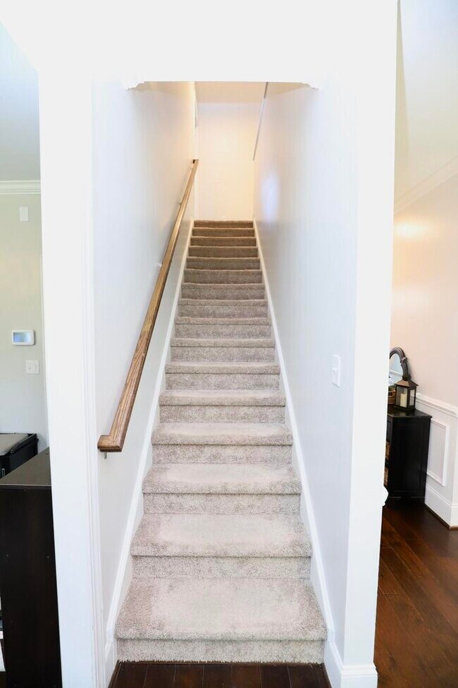 Building Photo - 545 Curlew Cir