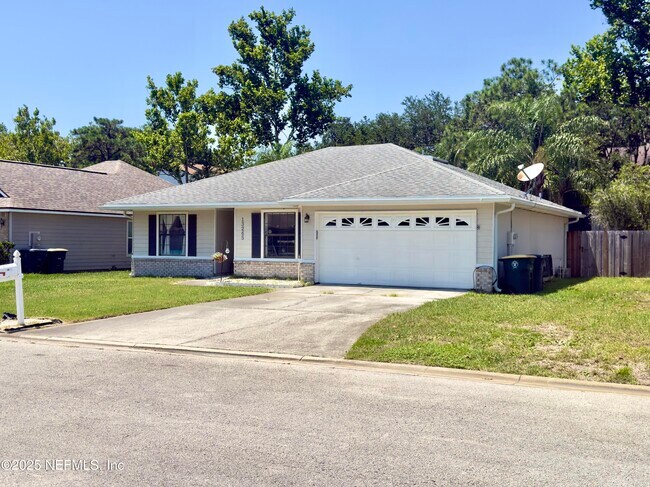 Building Photo - 13265 Mendenhall Pl
