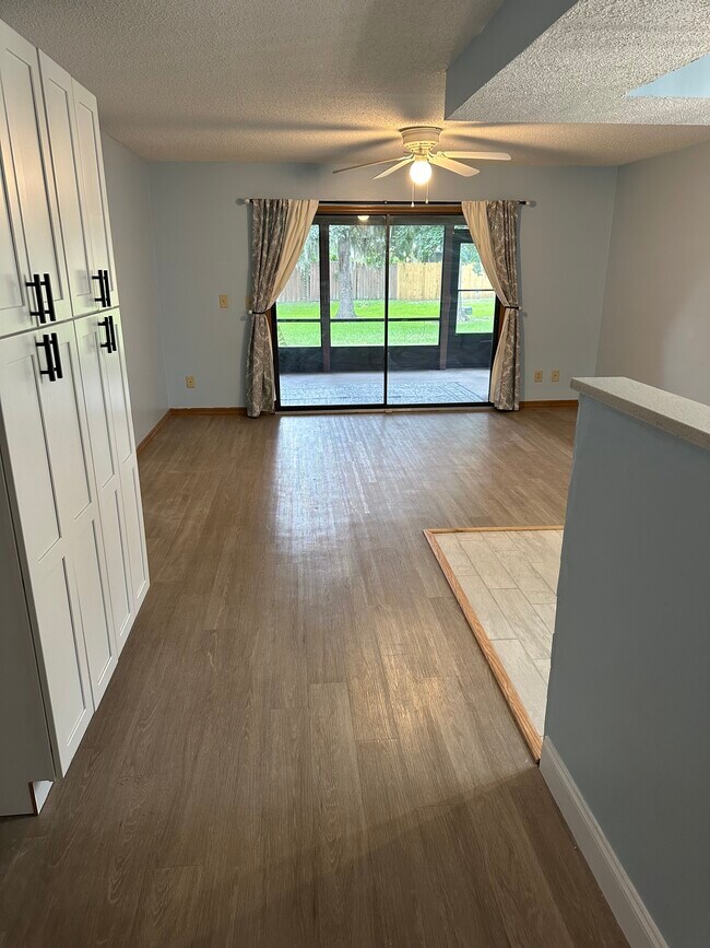 Building Photo - 3960 Willow Trail Run