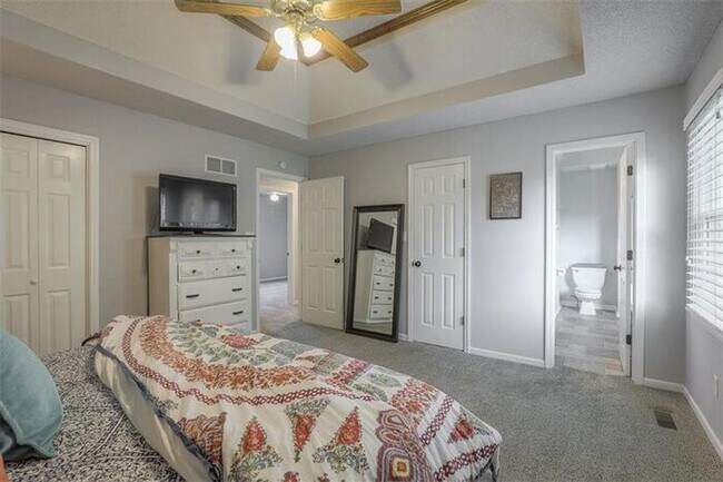 Building Photo - GORGEOUS Home in the Liberty School District-Available in JUNE!!