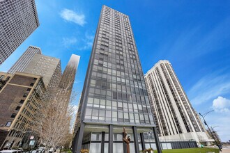 Building Photo - 900 N Lake Shore Dr