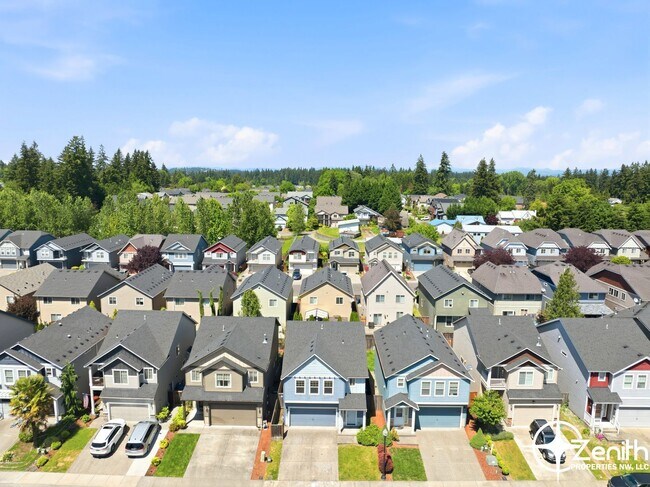 Building Photo - 4608 NE 91st Way