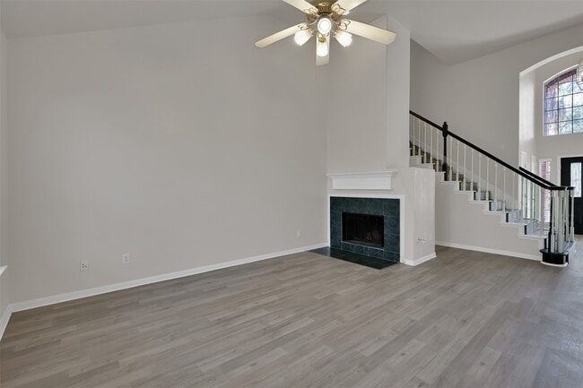 Building Photo - 22 Belcarra Pl