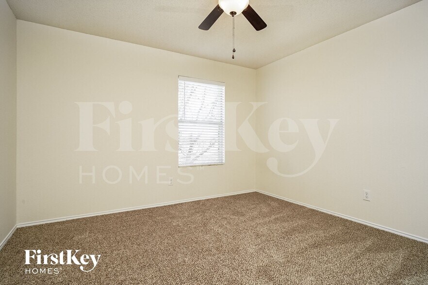 Building Photo - 1464 Greenbrook Dr