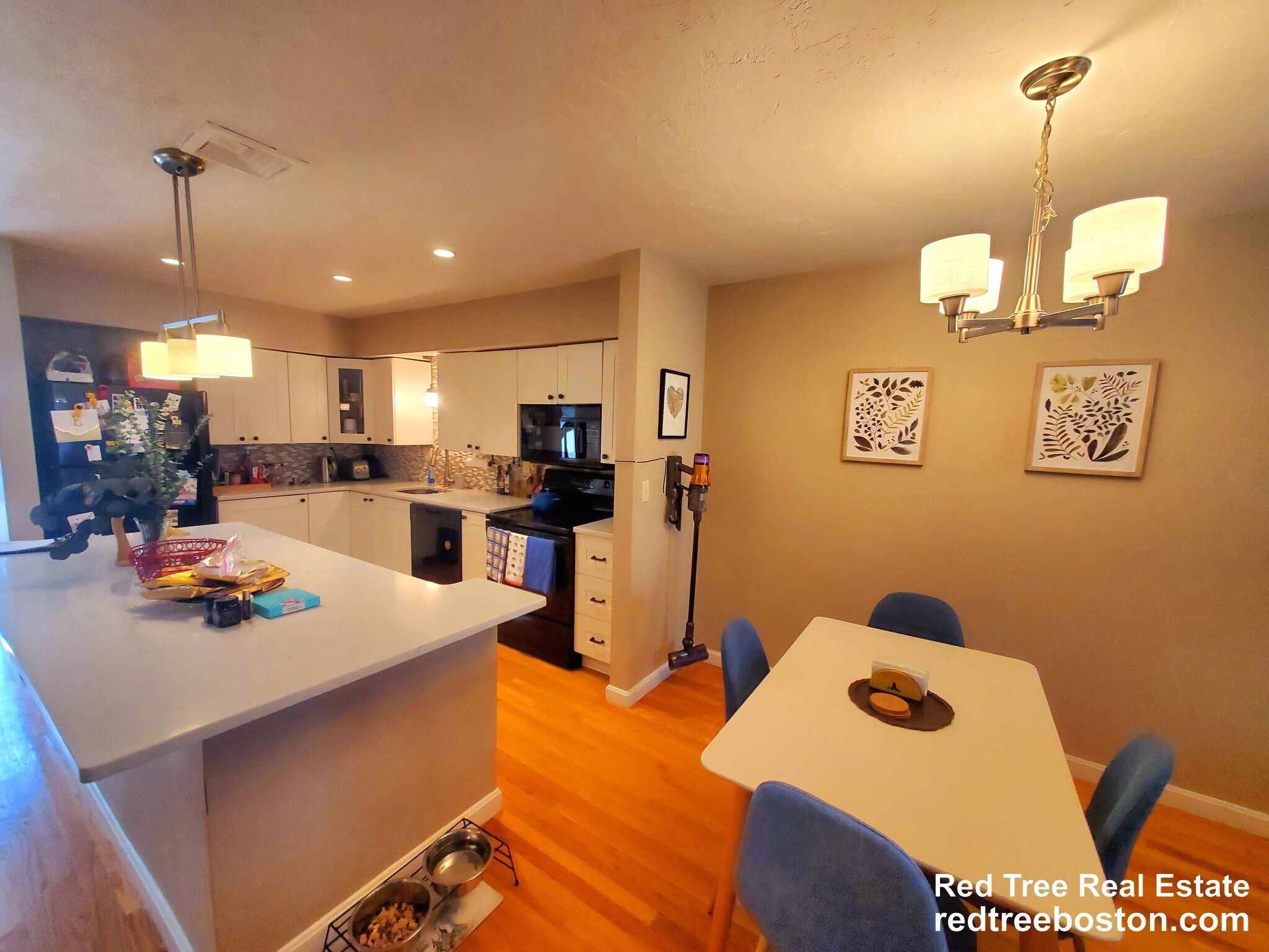 Building Photo - 1400 Lagrange St