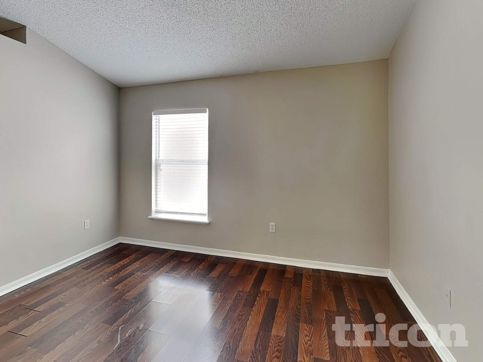 Building Photo - 30602 Birdhouse Dr