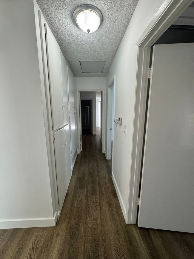 Building Photo - 17740 La Rosa Ln