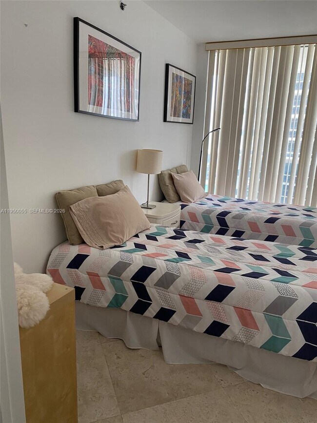 Building Photo - 1830 S Ocean Dr