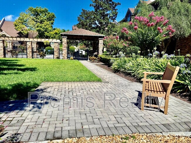 Building Photo - 2500 Winding Creek Blvd