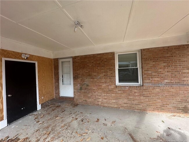 Building Photo - 2517 Vestal Ave