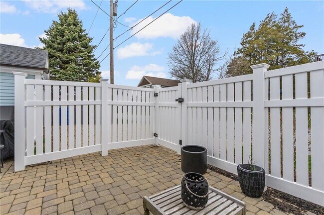 Building Photo - 11 Eustis Ave