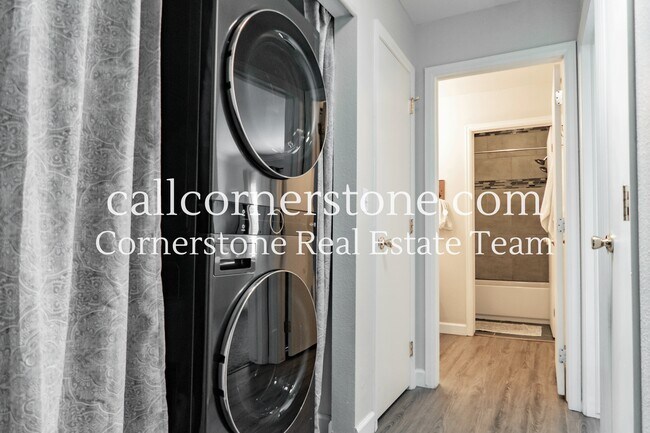 Building Photo - 6441 Cache Dr