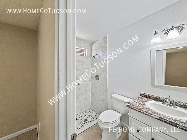 Building Photo - 3740 S Jessica Ave