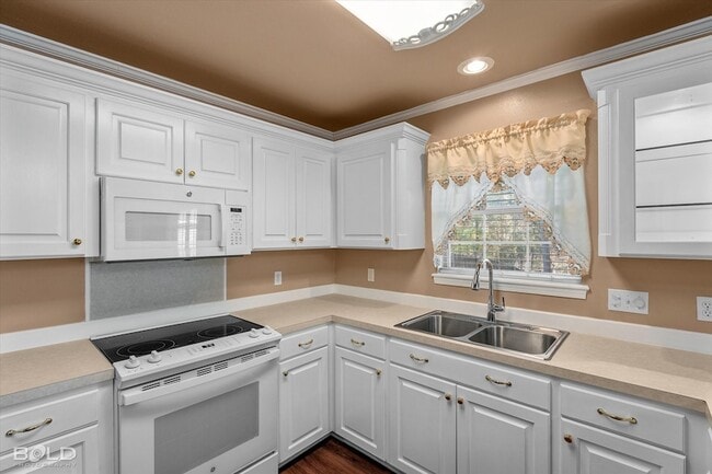 Building Photo - 406 Lavita Dr