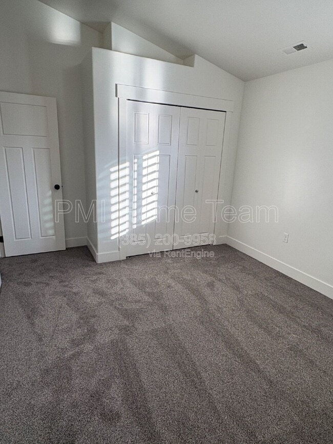 Building Photo - 651 W 1900 S