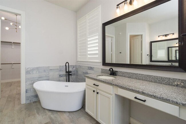 Building Photo - 853 Coastal Ct