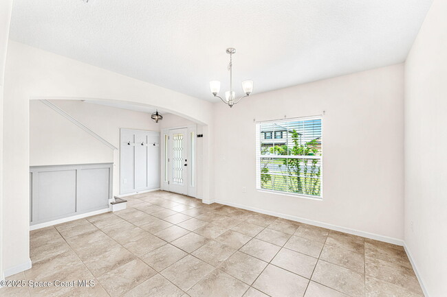 Building Photo - 4122 Moccasin Dr
