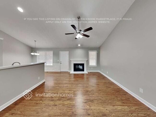 Building Photo - 5200 Gable Ridge Way