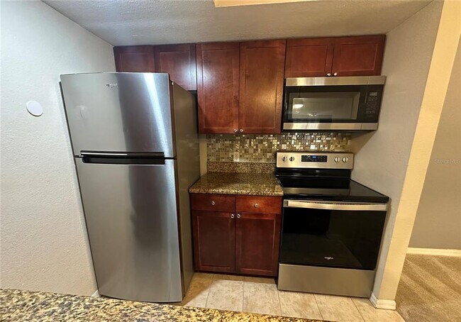 Building Photo - 5112 Conroy Rd