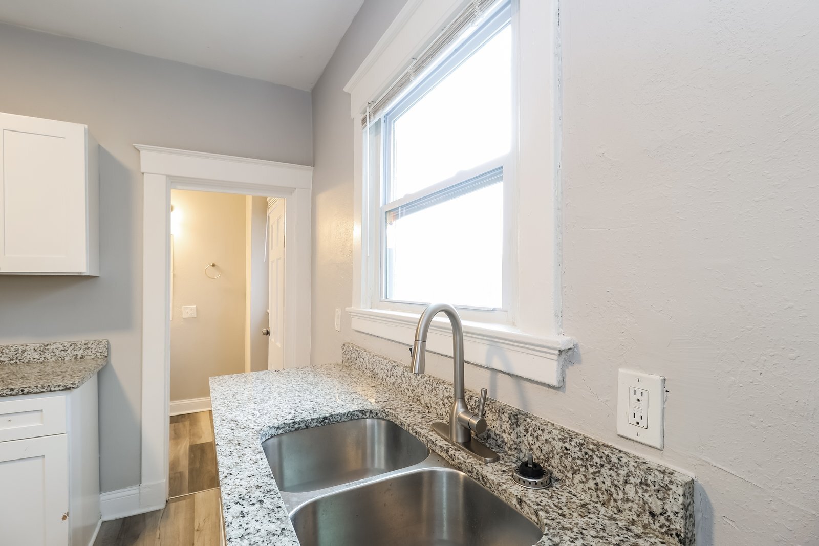 Building Photo - 2839 Marshall Ave