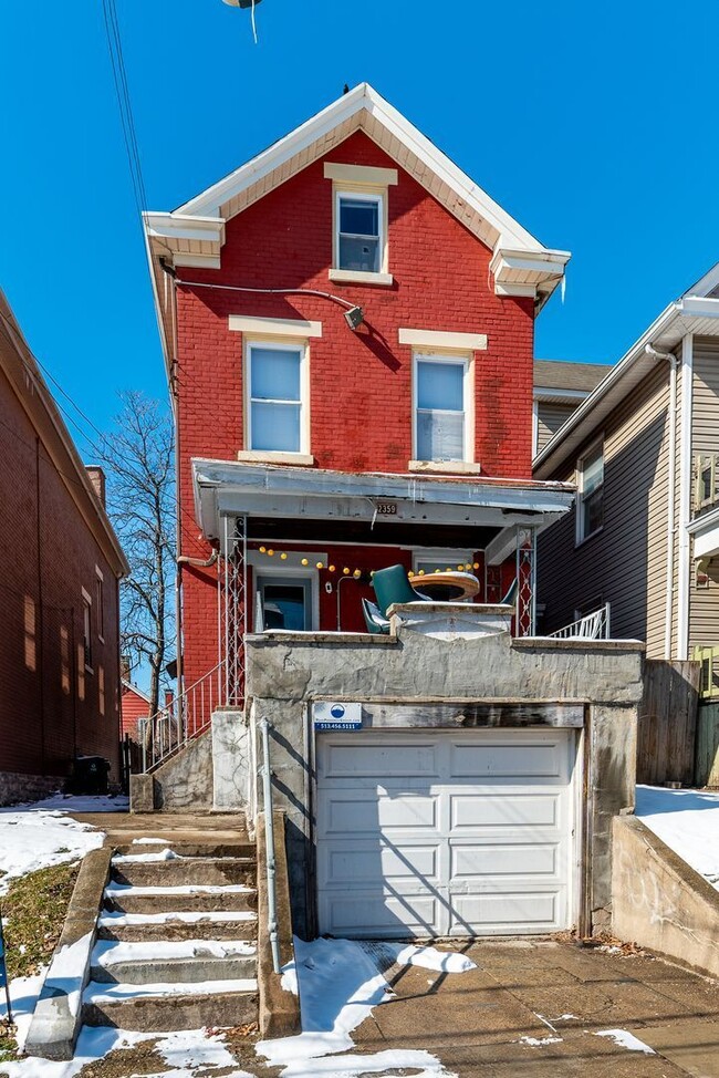 Building Photo - 2359 Stratford Ave