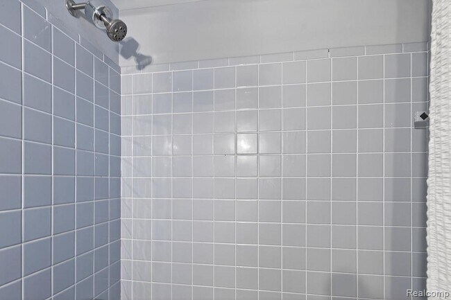 Building Photo - 126 Orchardale Dr