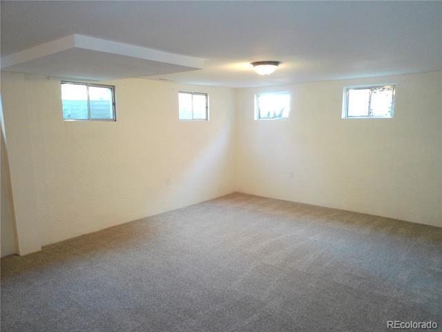 Building Photo - 2110 Glenn Summer Rd