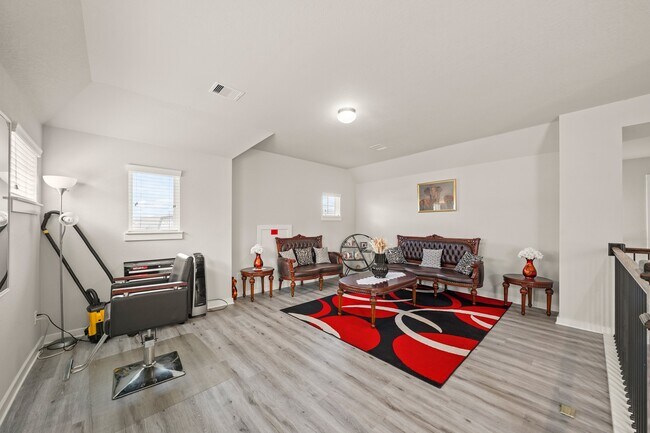 Building Photo - 18419 Windy Knl Wy