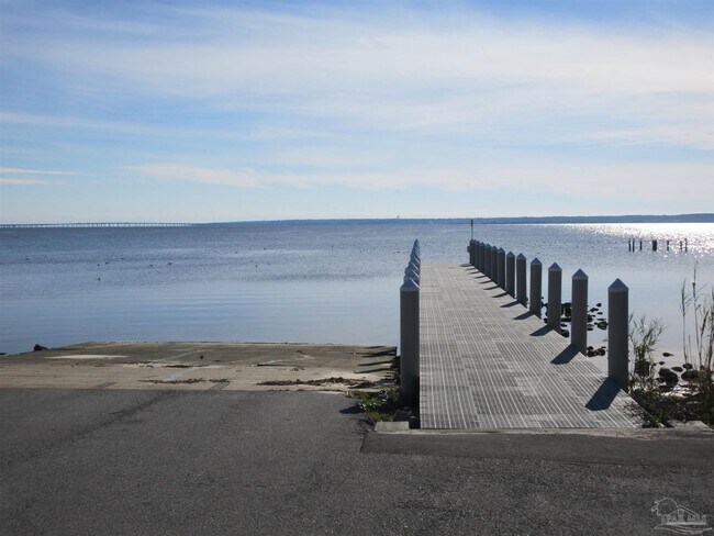 Building Photo - 4300 Santa Villa Dr