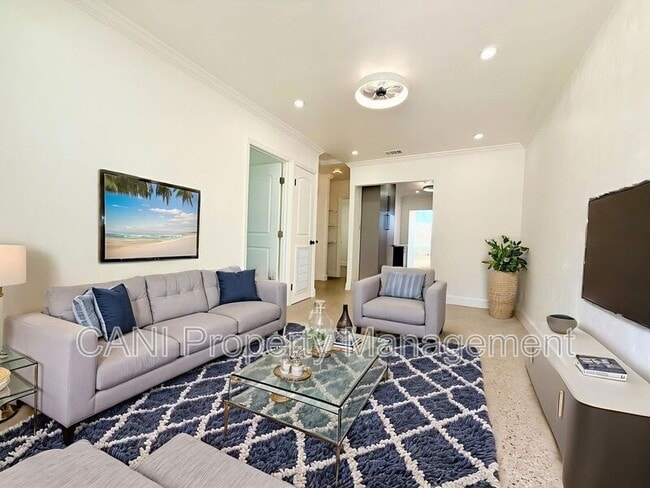 Building Photo - 750 Bethune St