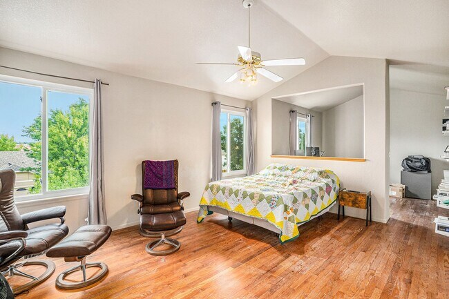 Building Photo - Beautiful 4 Bed, 3.5 Bath Home in Grant Ranch Neighborhood!