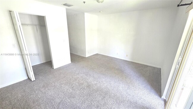Building Photo - 4605 SW 75th Way