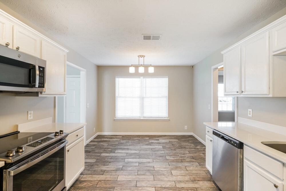 Building Photo - 1312 S Hampton Ct