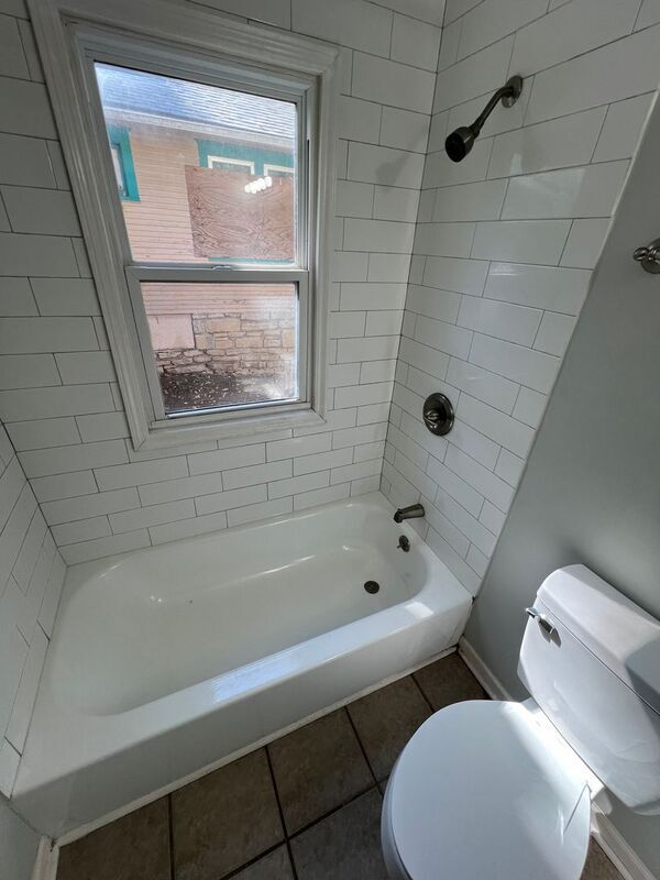 Building Photo - 6008 S Benton Ave