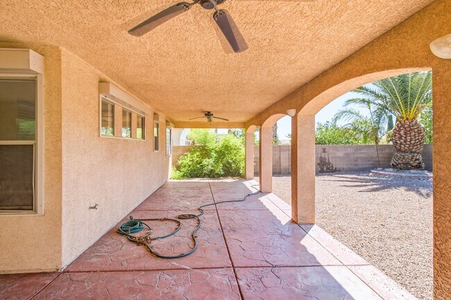 Building Photo - 8111 Desert Cloud Ave