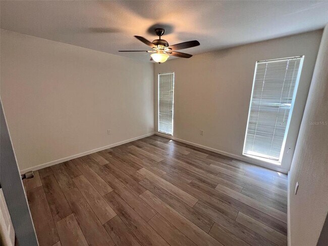 Building Photo - 3339 Van Nuys Loop
