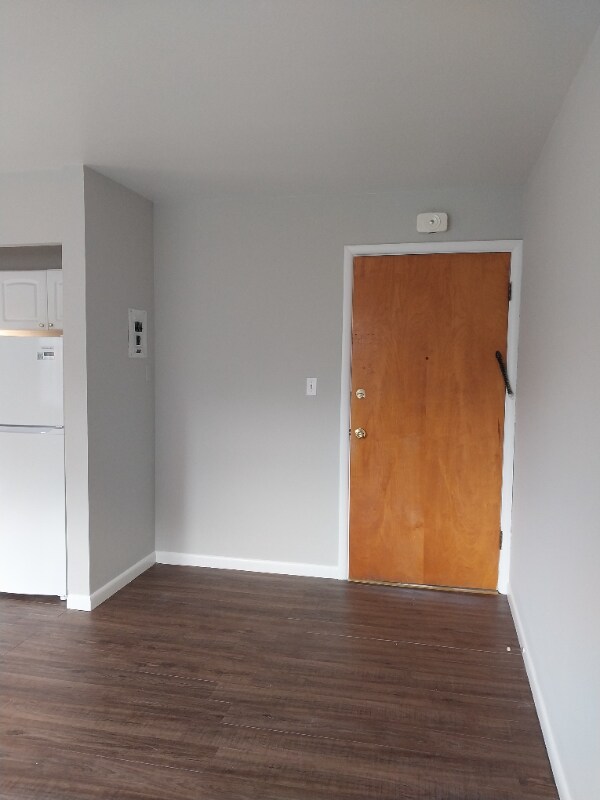 Building Photo - 4801 Madison Rd