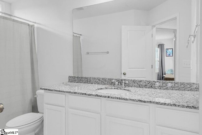 Building Photo - 329 Hartland Pl