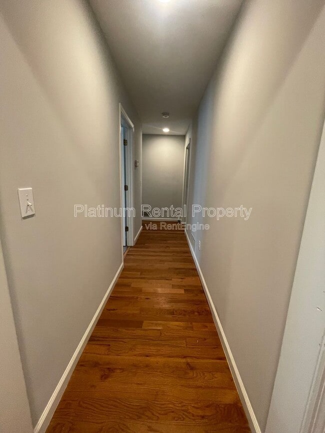 Building Photo - 4186 Nowata Dr NE