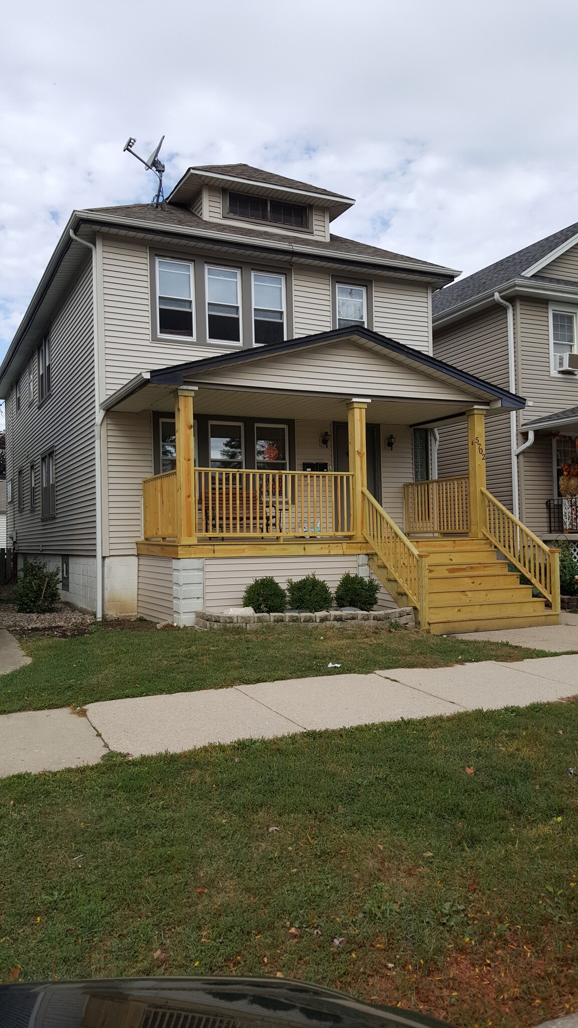 Building Photo - 5702 N Miltimore Ave