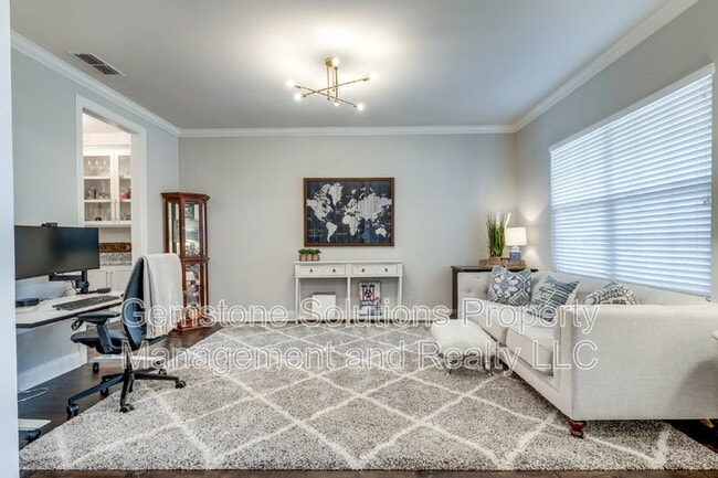 Building Photo - 1050 Nolencrest Dr