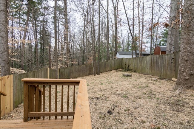 Building Photo - Central AVL - Beautiful 3/2 Cape Cod