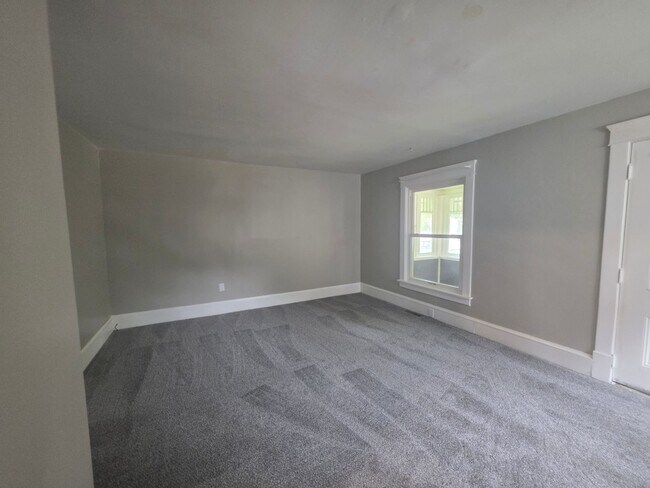 Building Photo - 2279 13th St SW