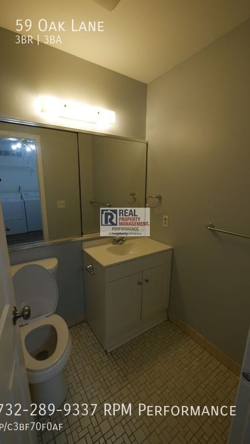 Building Photo - 59 Oak Ln