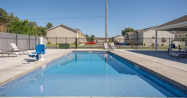 Building Photo - Modern 3-Bedroom Home with Resort-Style Amenities